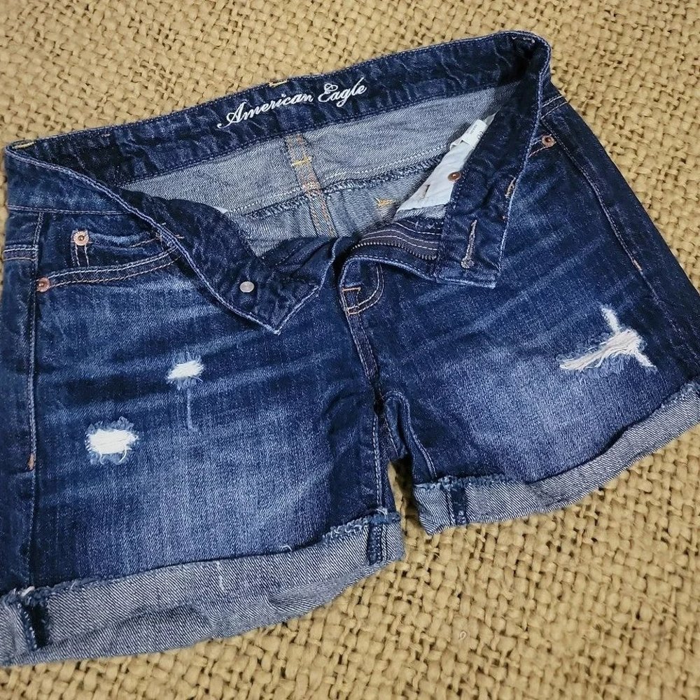 2 /$21 American Eagle Outfitters Size 00